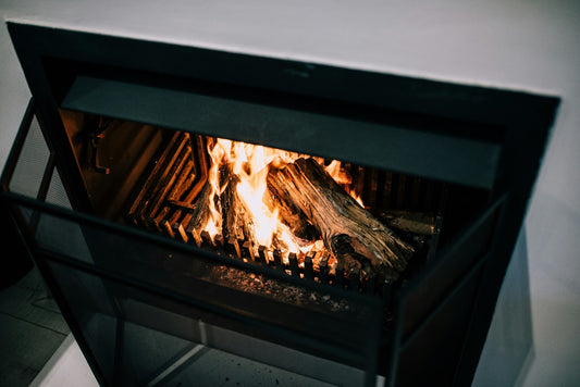 Understanding the Differences: Kiln-Dried vs. Seasoned Firewood